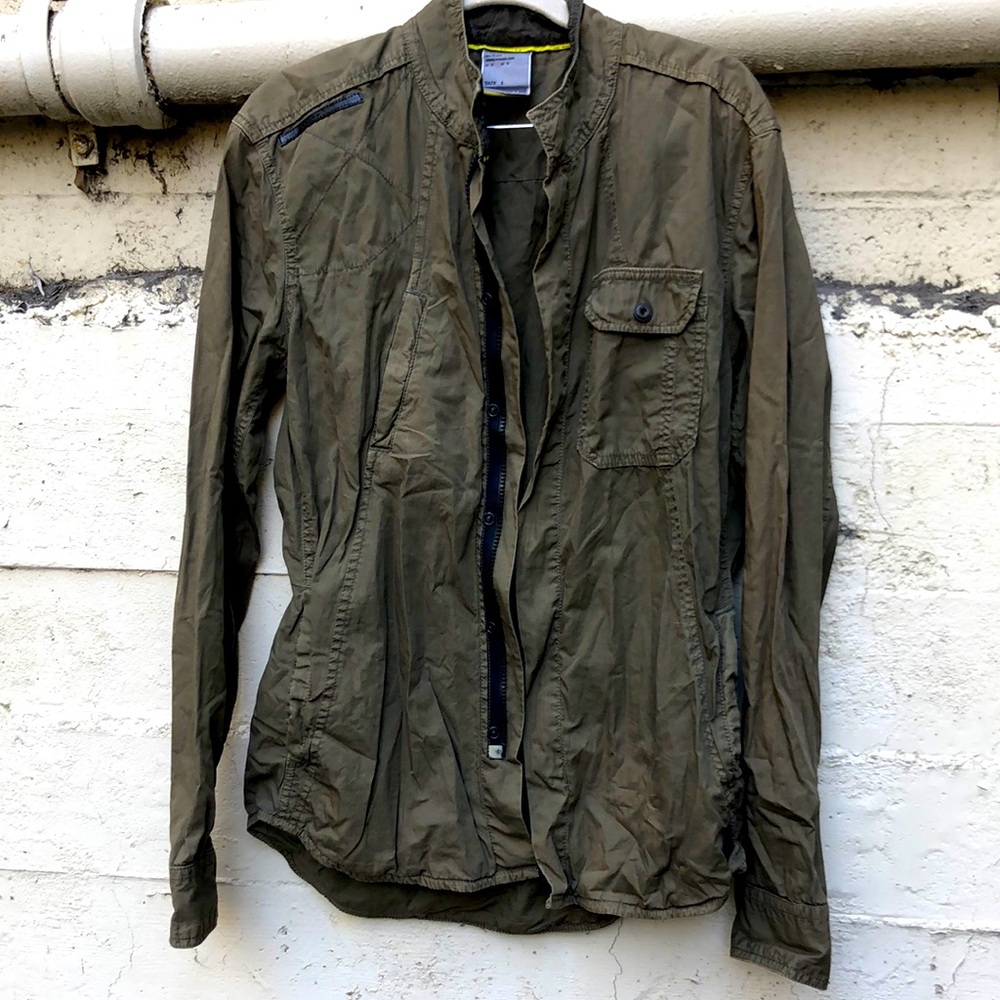 J.C. Rags men’s olive green zip up jacket size large